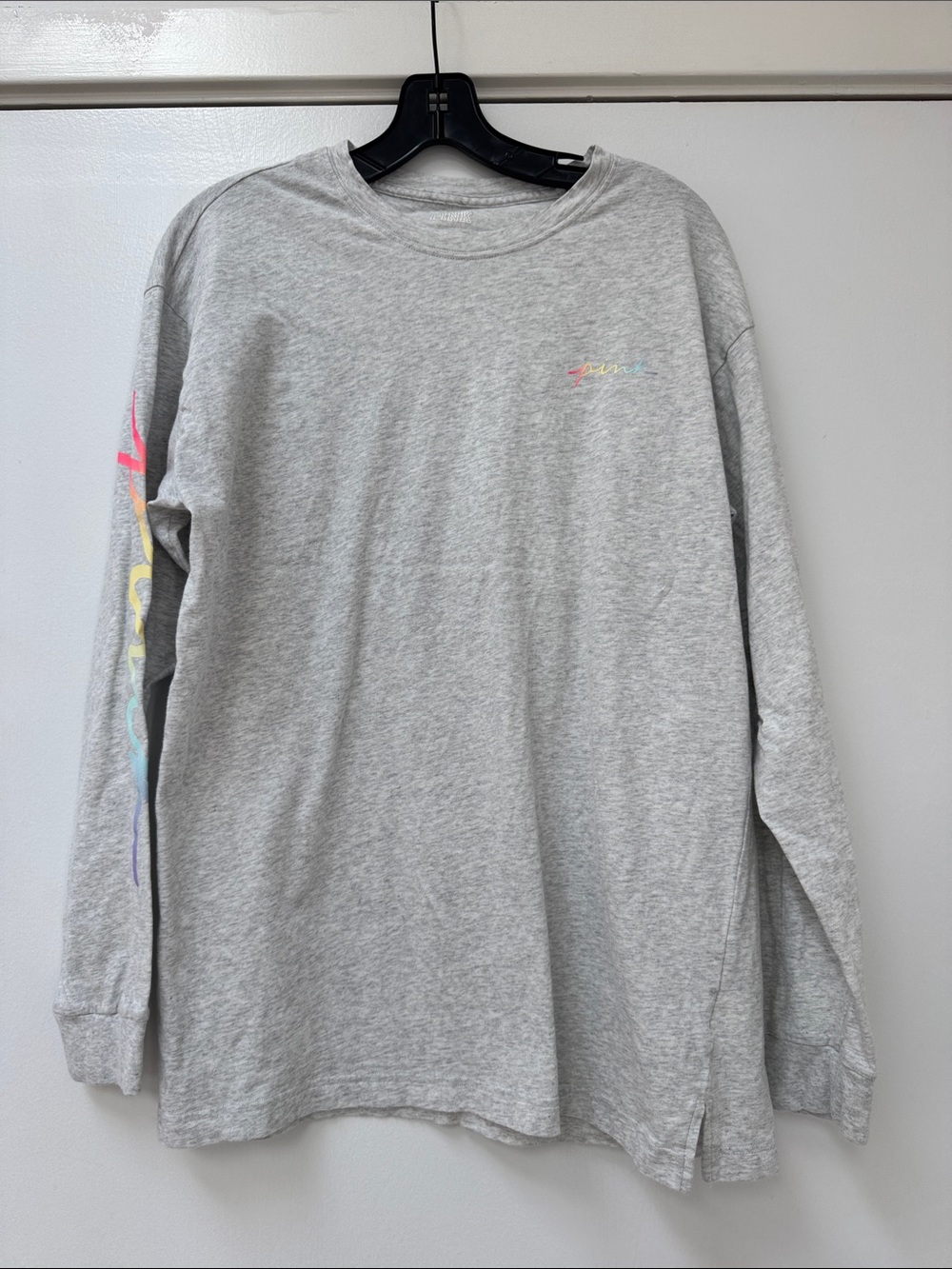 PINK Victoria's Secret Heather Gray Tee with White Logo - Picture 2 of 7
